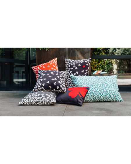 COUSSIN TREFLE 68X44 BLEU CANARD FERMOB COUSSIN TREFLE 68X44 BLEU CANARD FERMOB