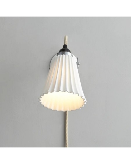APPLIQUE PORCELAINE HECTOR PLEAT AVEC INTERRUPTEUR ORIGINAL BTC APPLIQUE PORCELAINE HECTOR PLEAT AVEC INTERRUPTEUR ORIGINAL BTC