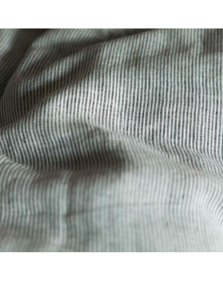 HOUSSE DE COUETTE EN LIN LAVÉ RAYÉ 220X240 BLACK/ MILK GABRIELLE PARIS HOUSSE DE COUETTE EN LIN LAVÉ RAYÉ 220X240 BLACK/ MILK GABRIELLE PARIS