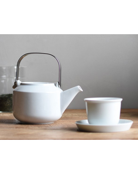 TASSE ET SOUS-TASSE LEAVES TO TEA CUP & SAUCER WHITE KINTO TASSE ET SOUS-TASSE LEAVES TO TEA CUP & SAUCER WHITE KINTO